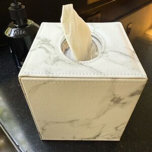 Marble Pattern Tissue Box Cover